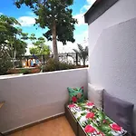 Apartment Modern With Pool & Terrace Playa De Americas, Tenerife Playa de las Americas (Tenerife)