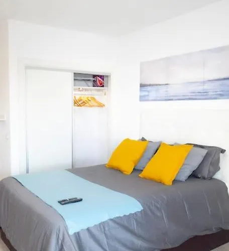 Modern Studio With Pool & Terrace Playa De Las Americas, Tenerife プラヤ・デ・ラス・アメリカス