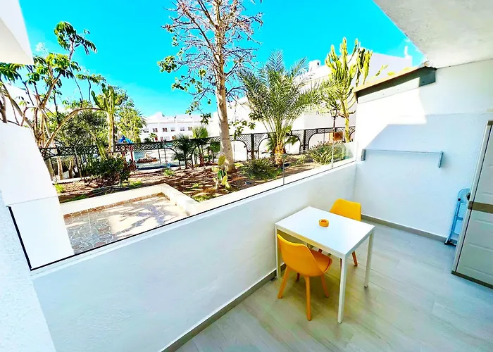 Modern With Pool & Terrace Playa De Americas, Tenerife 美洲海滩