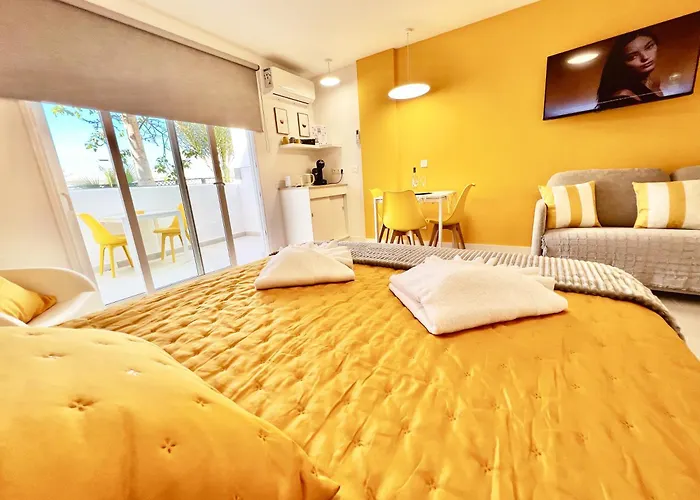 Modern With Pool & Terrace Playa De Americas, Tenerife *