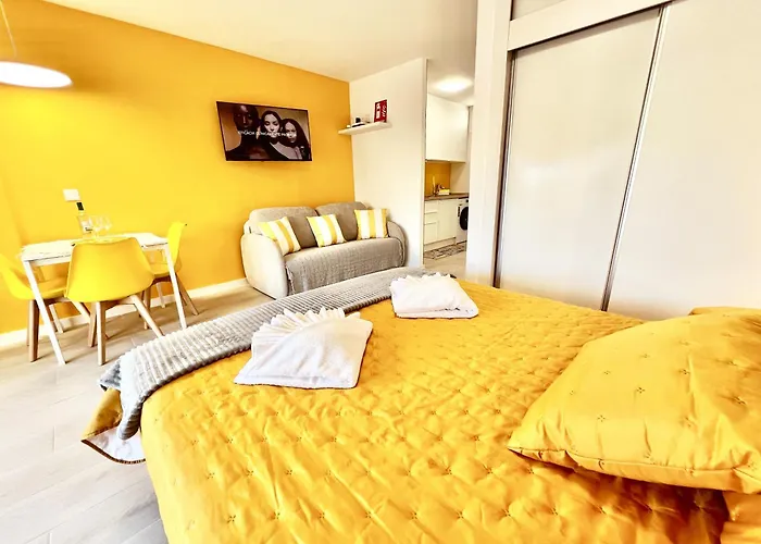 Modern With Pool & Terrace Playa De Americas, Tenerife