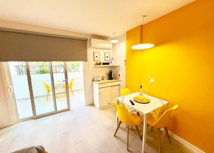 Modern With Pool & Terrace Playa De Americas, Tenerife