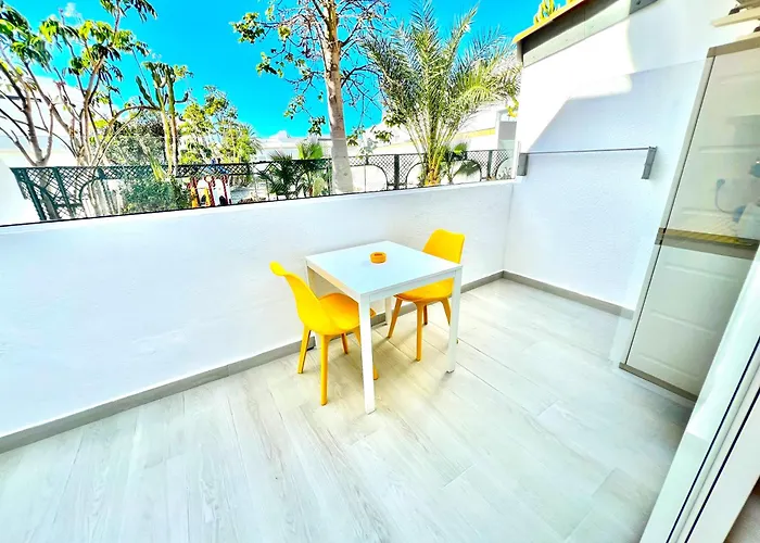 Modern With Pool & Terrace Playa De Americas, Tenerife 美洲海滩