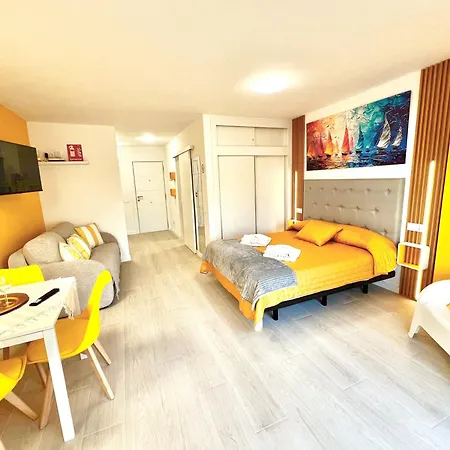 Modern With Pool & Terrace Playa De Americas, Tenerife *
