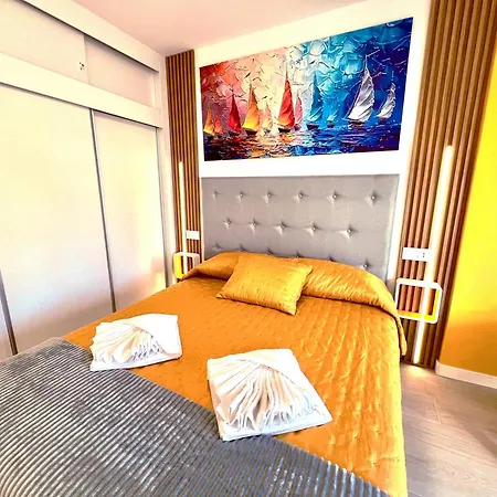 Modern With Pool & Terrace Playa De Americas, Tenerife