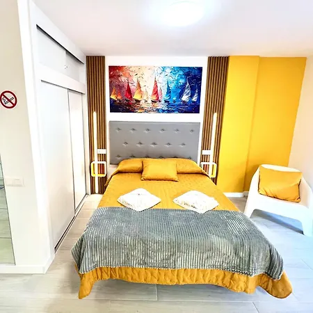 Modern With Pool & Terrace Playa De Americas, Tenerife Appartement *